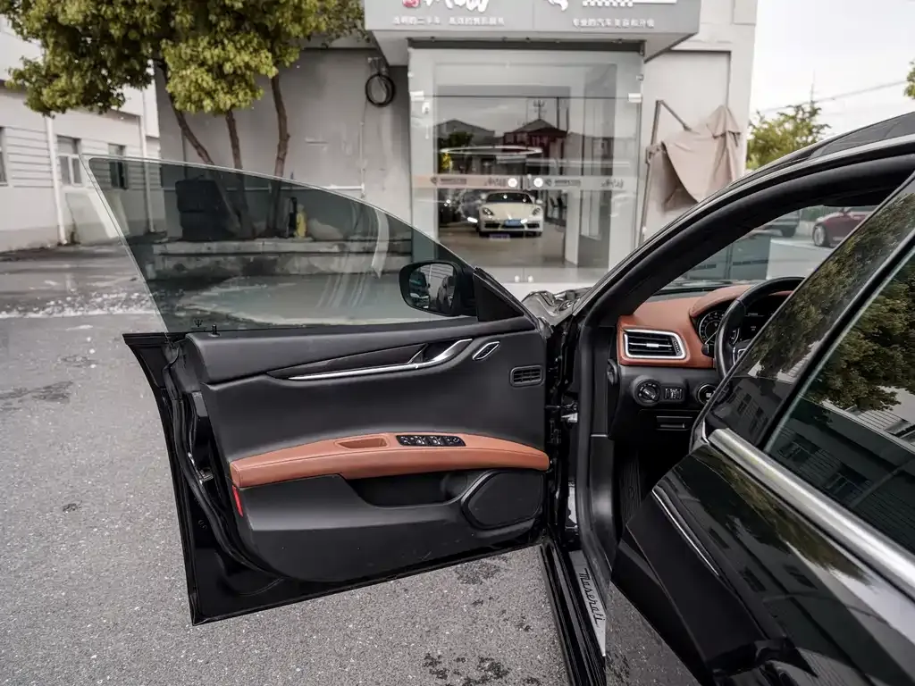 Maserati Ghibli — фото 3