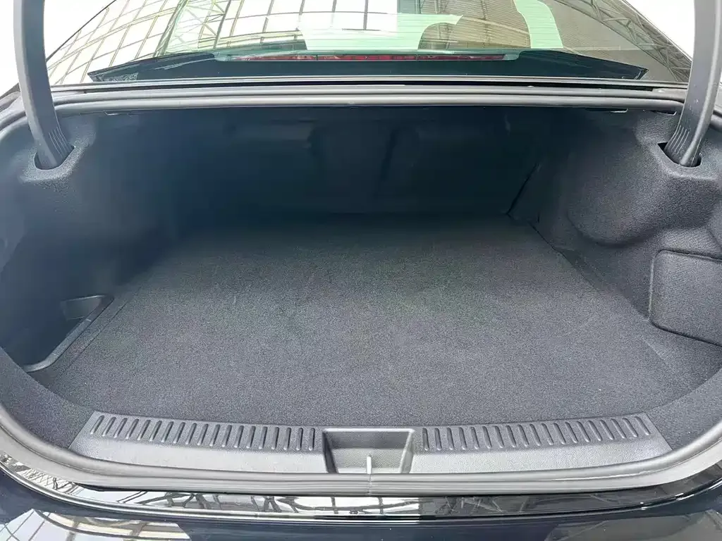 Mercedes-Benz E-Class New Energy — фото 2