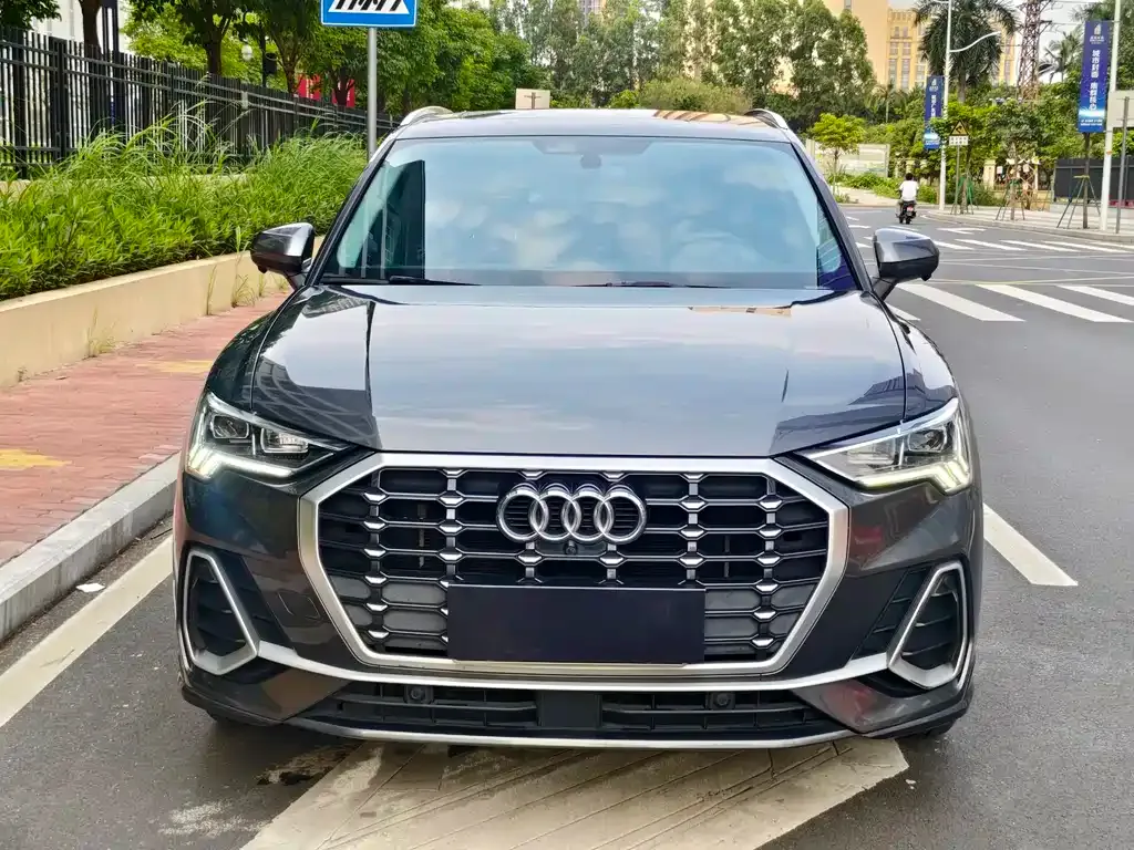 Audi Q3 — фото 7