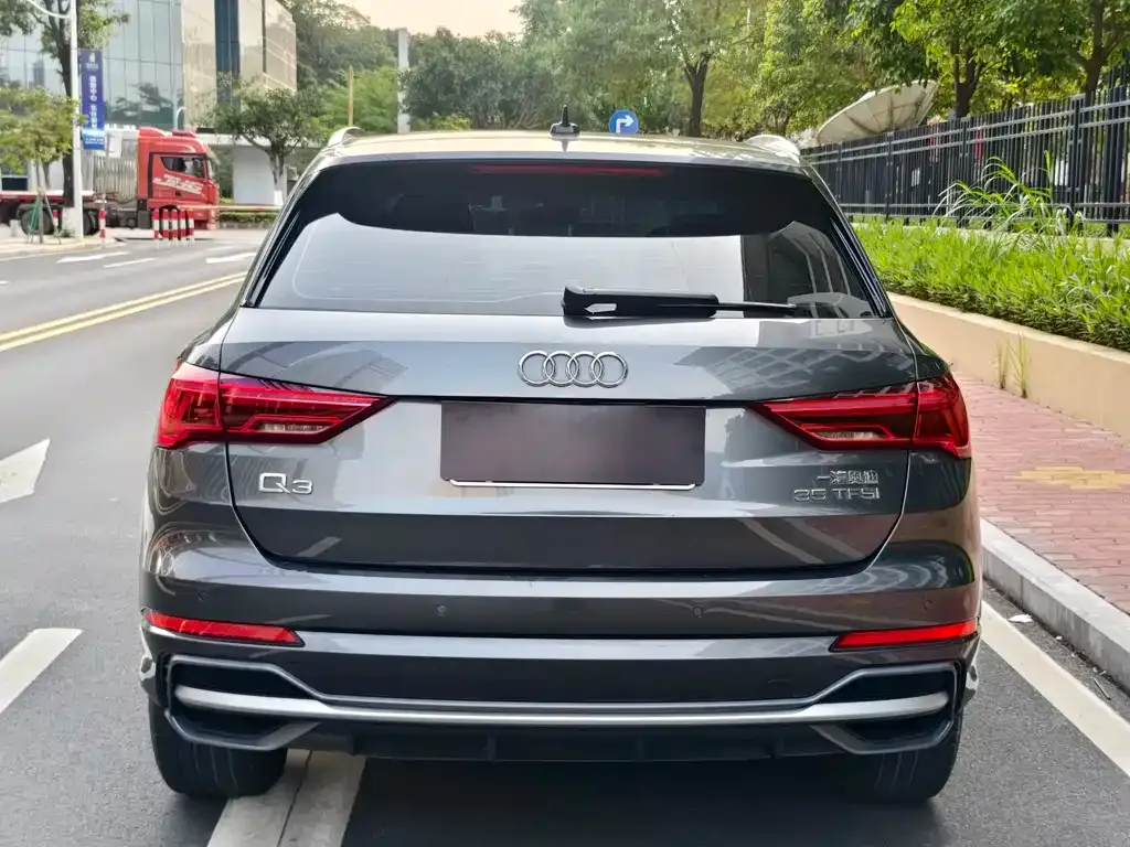Audi Q3 — фото 3