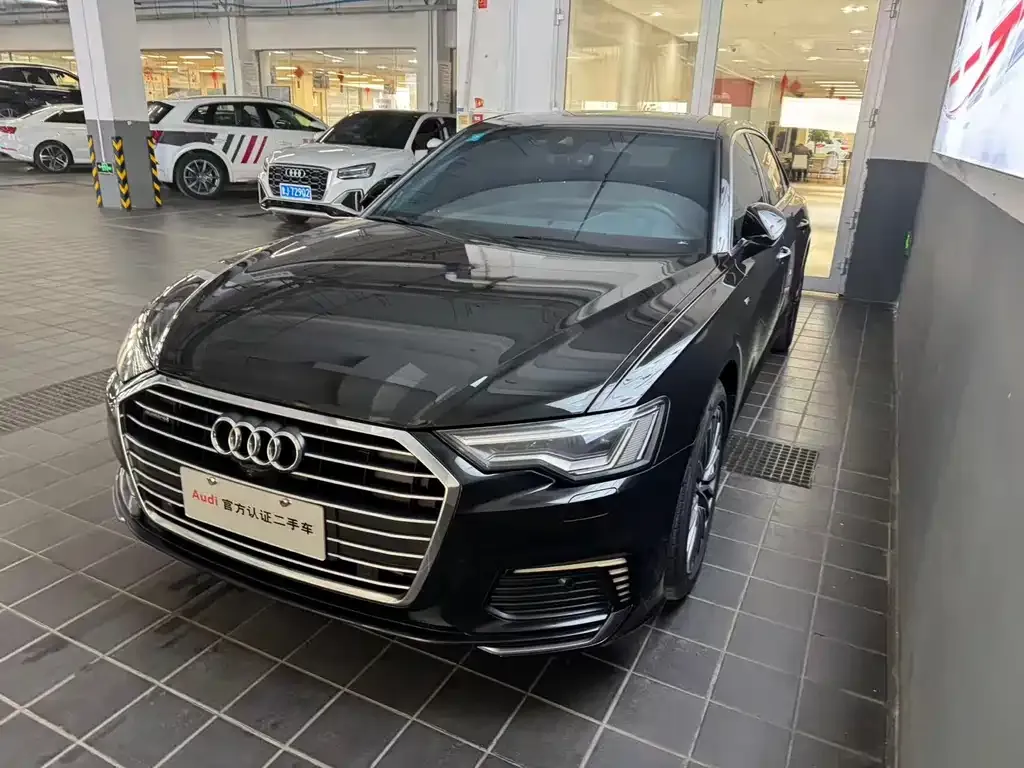 Audi A6L New Energy — фото 1