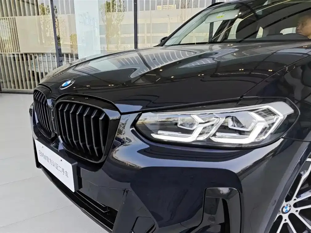 BMW X3 — фото 8