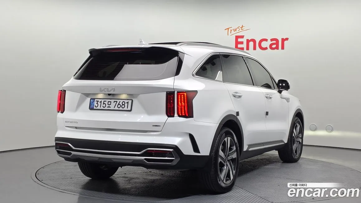 Kia Sorento — фото 4