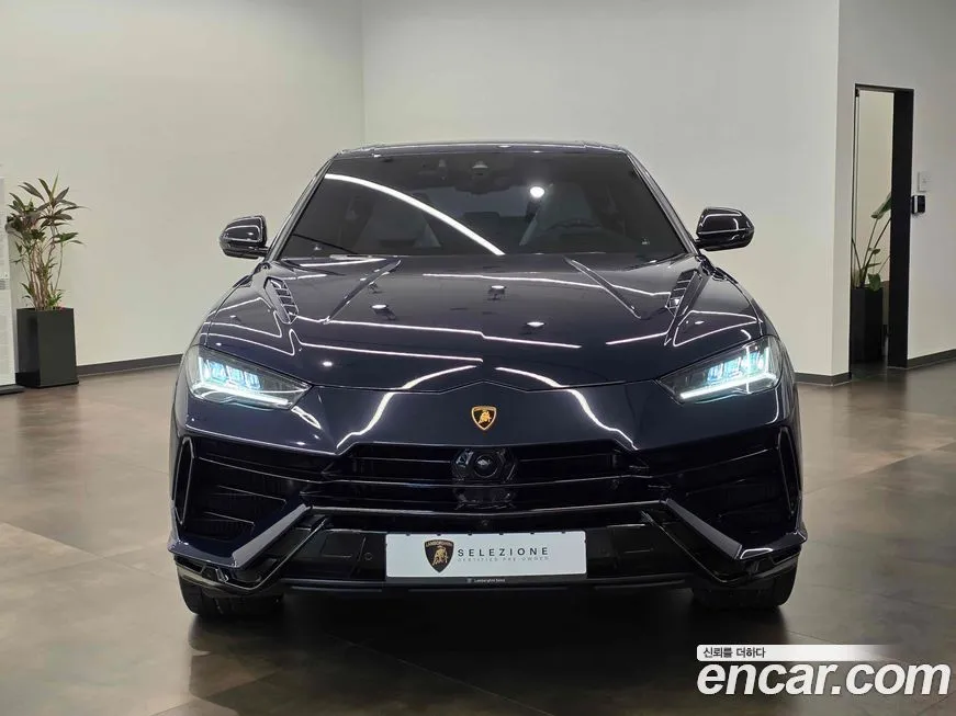Lamborghini Urus — фото 10