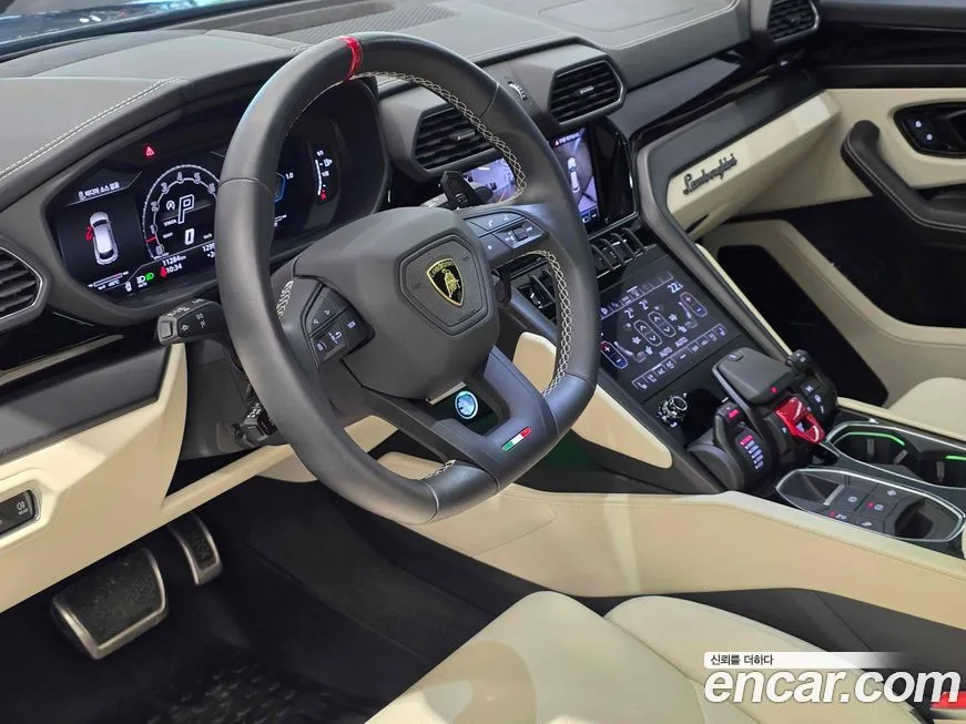 Lamborghini Urus — фото 6