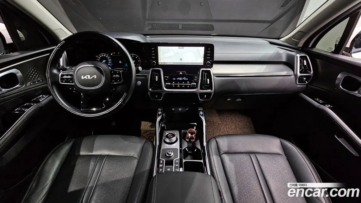 Kia Sorento — фото 6