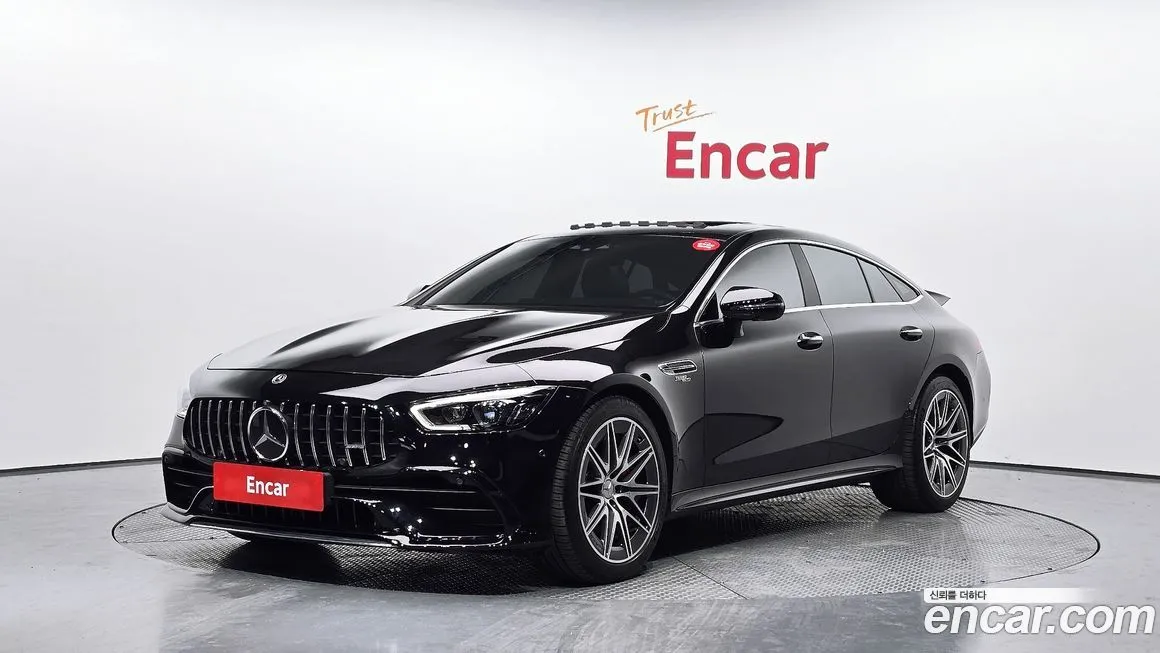 Mercedes-Benz AMG GT — фото 1