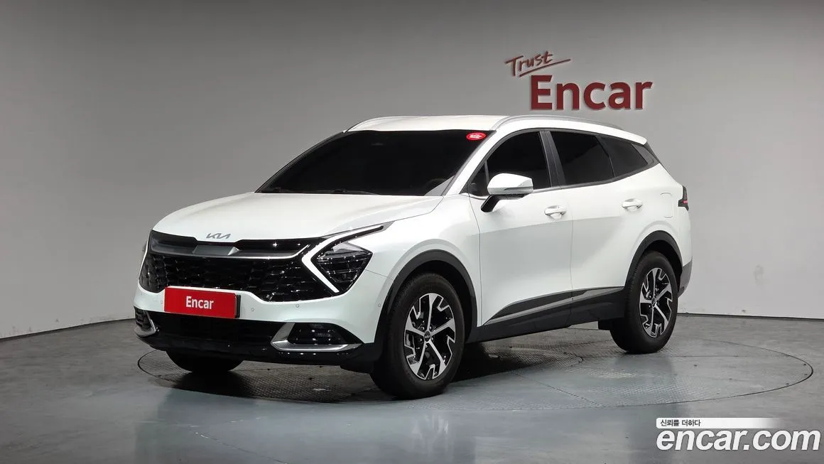 Kia Sportage — фото 1