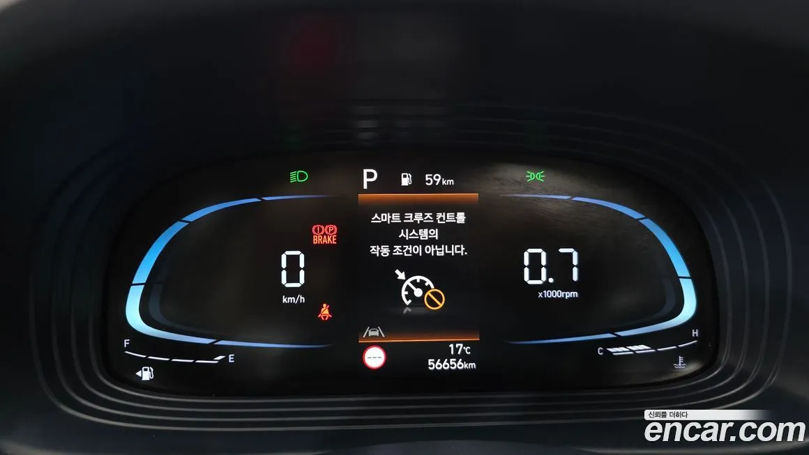 Hyundai Venue — фото 2