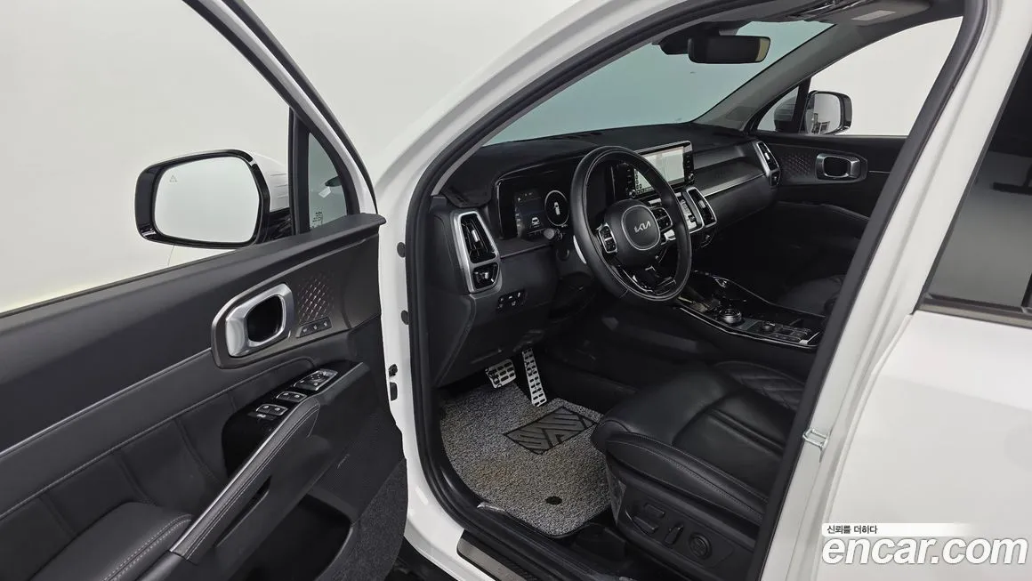 Kia Sorento — фото 4