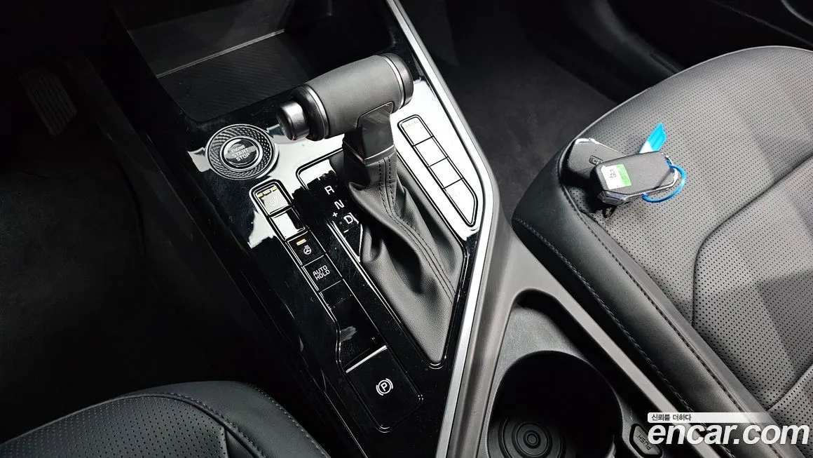 Kia Niro — фото 10