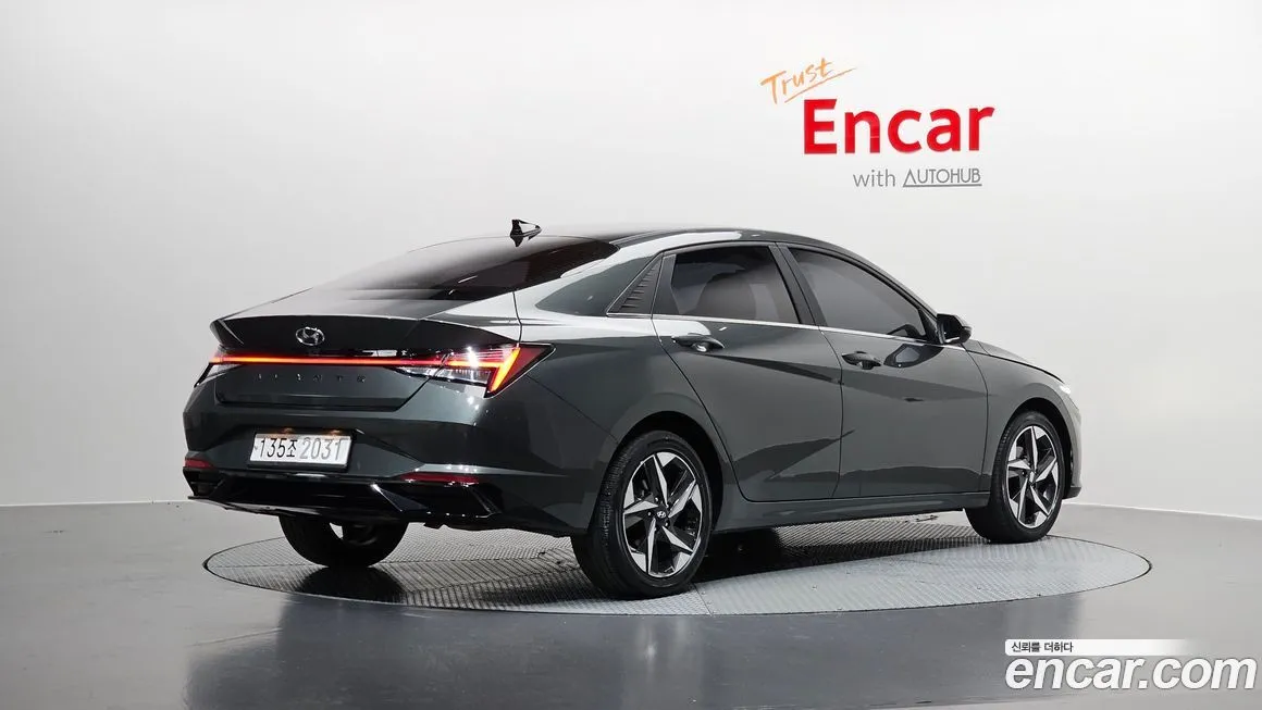 Hyundai AVANTE — фото 4
