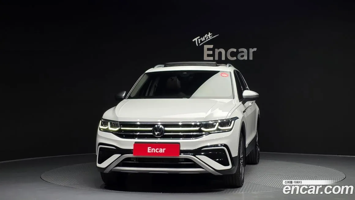 Volkswagen Tiguan — фото 4