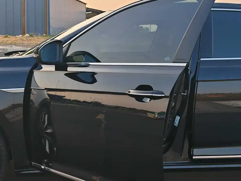 Volkswagen Passat — фото 4