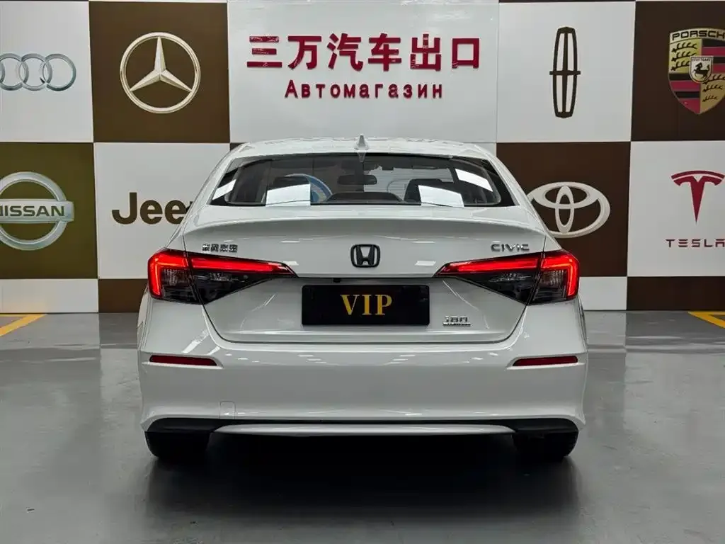 Honda Civic — фото 3