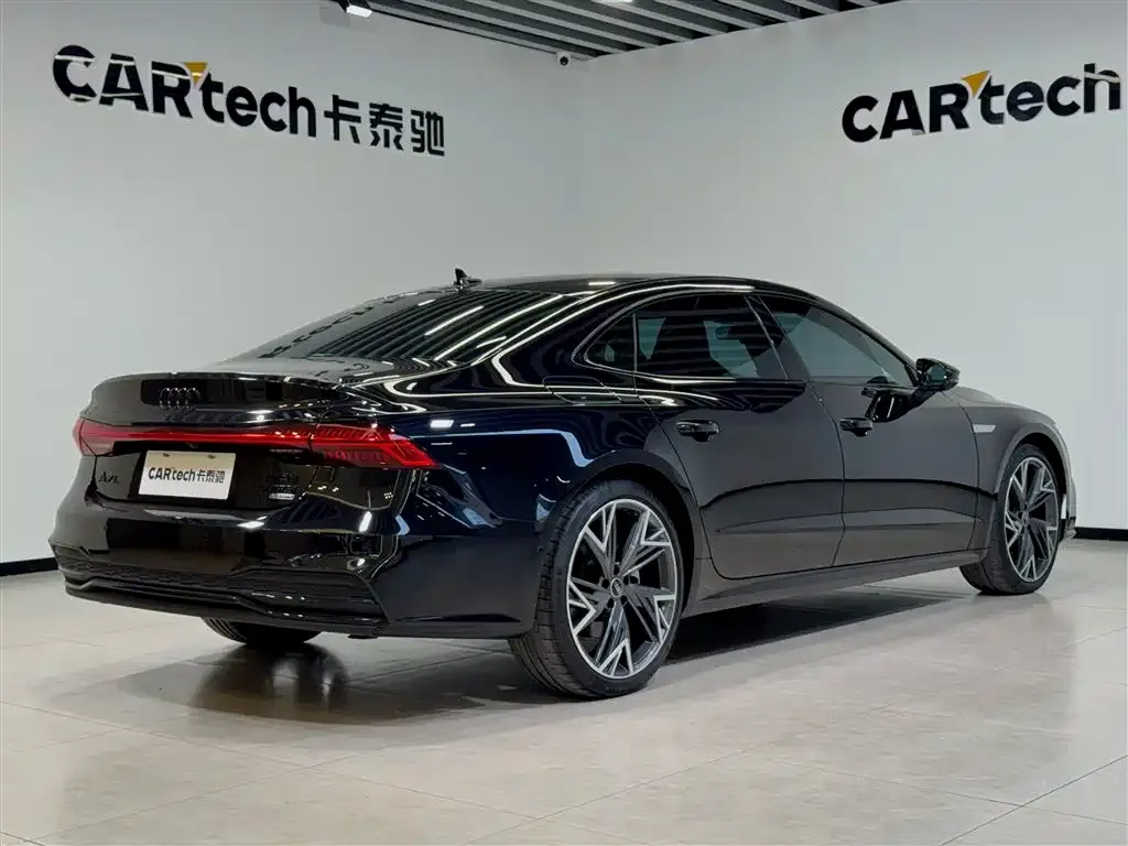 Audi A7L — фото 3
