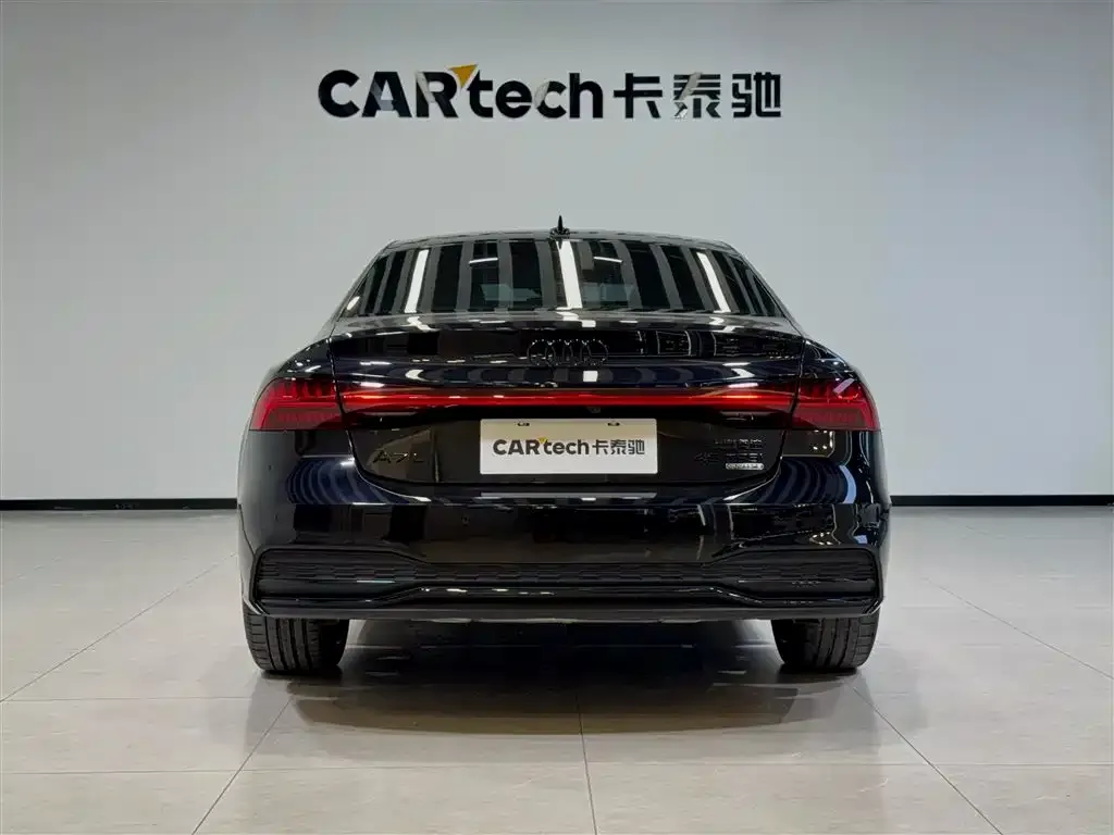 Audi A7L — фото 2