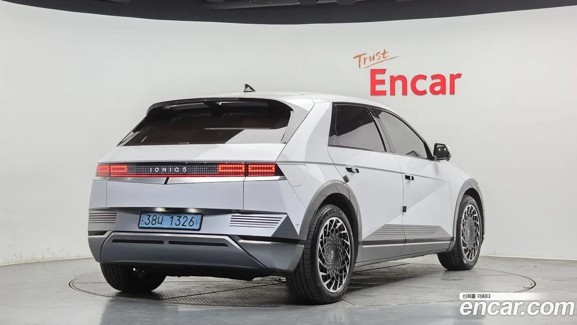 Hyundai Ioniq5 — фото 7