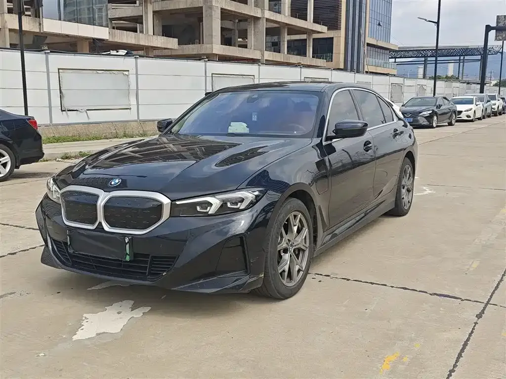 BMW i3 — фото 1