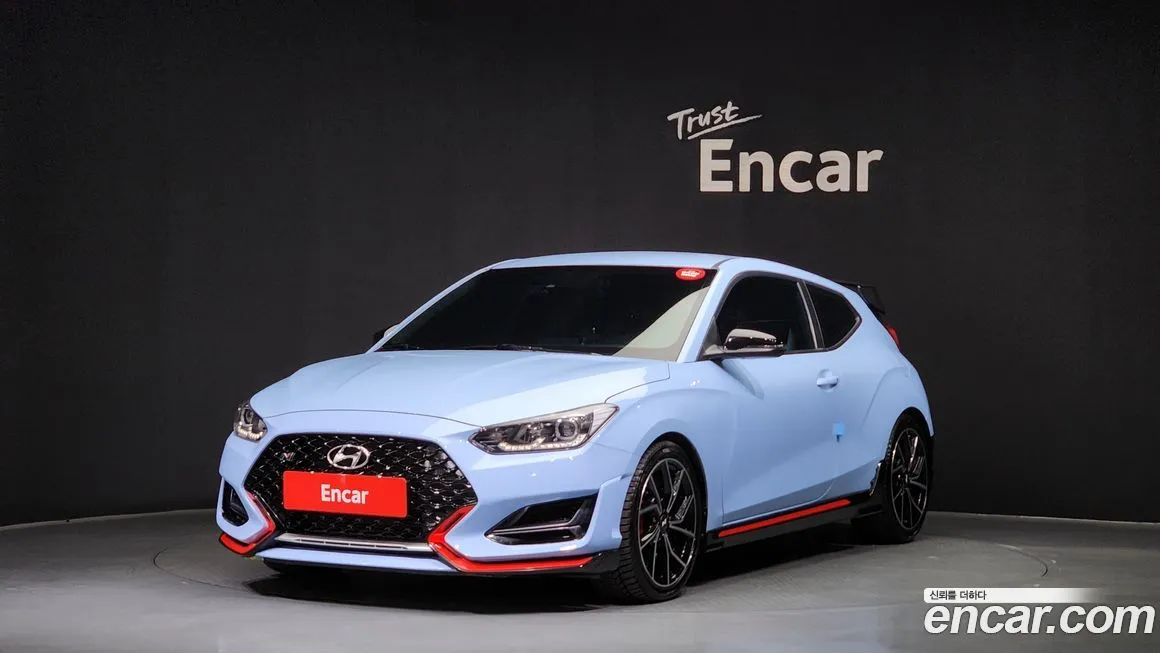 Hyundai Veloster — фото 1