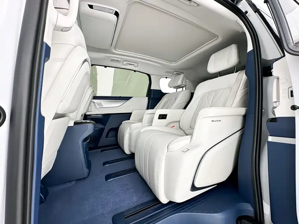 Buick GL8 Hybrid — фото 8