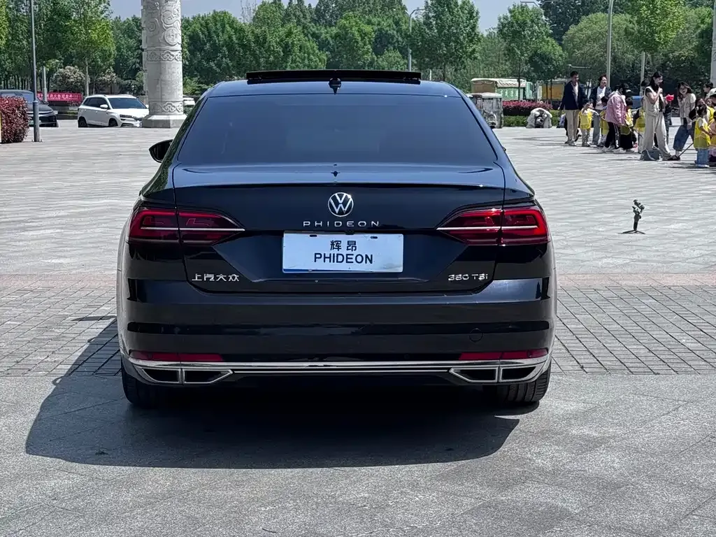 Volkswagen Phideon — фото 8