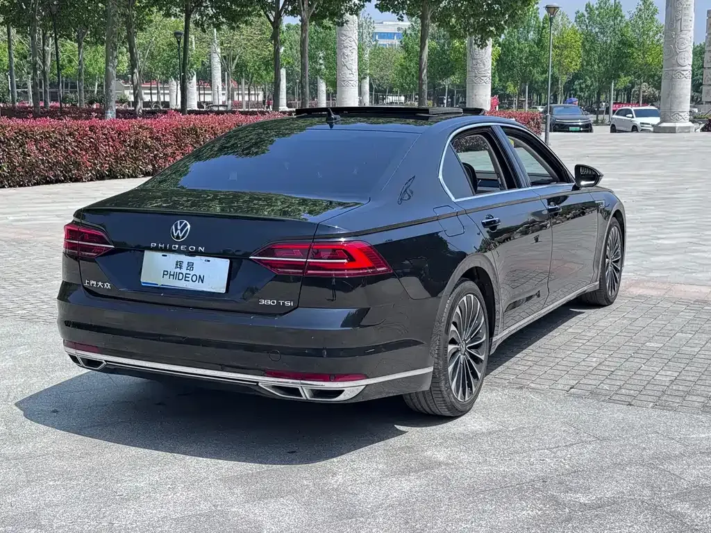 Volkswagen Phideon — фото 3