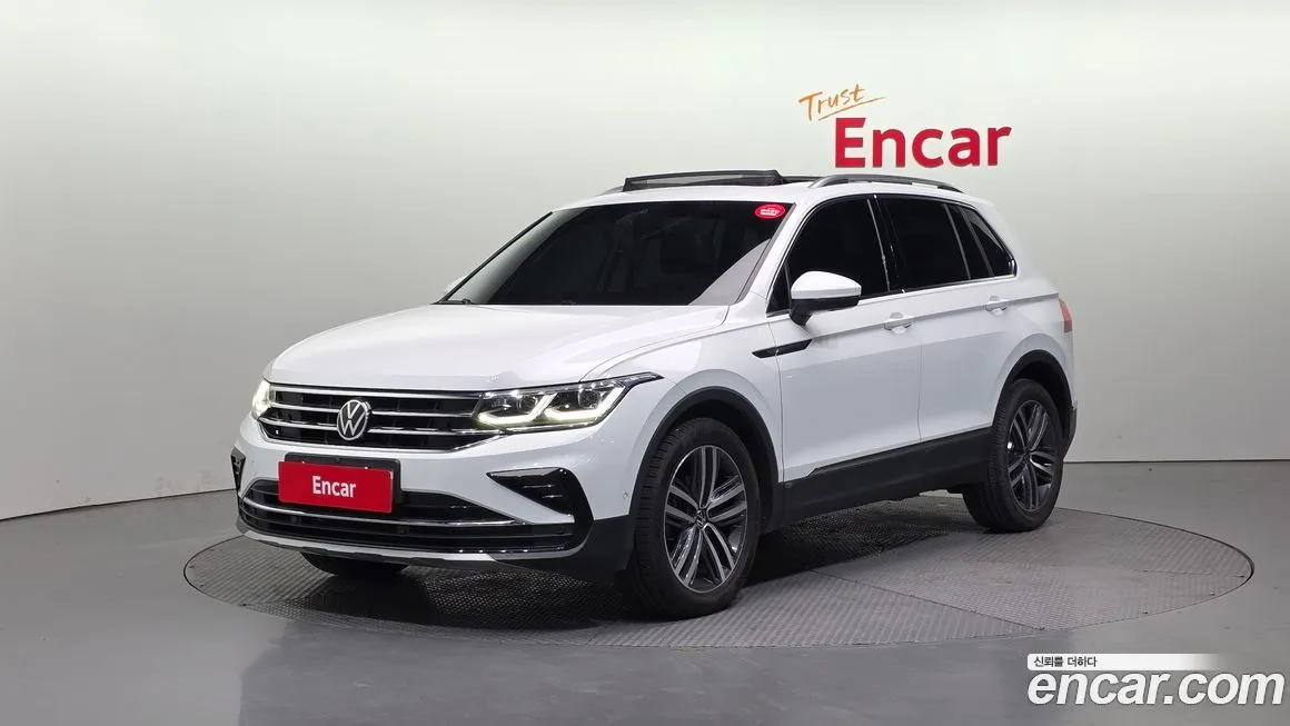 Volkswagen Tiguan — фото 1