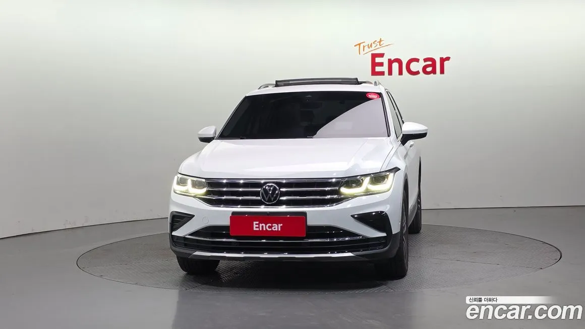 Volkswagen Tiguan — фото 4