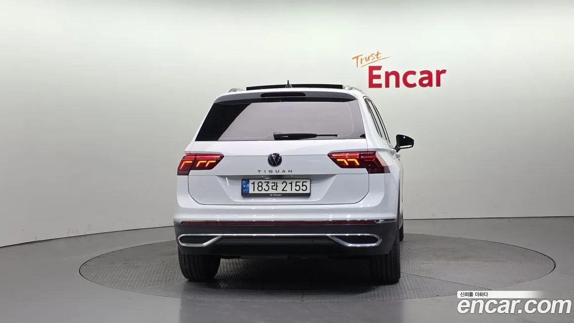Volkswagen Tiguan — фото 3