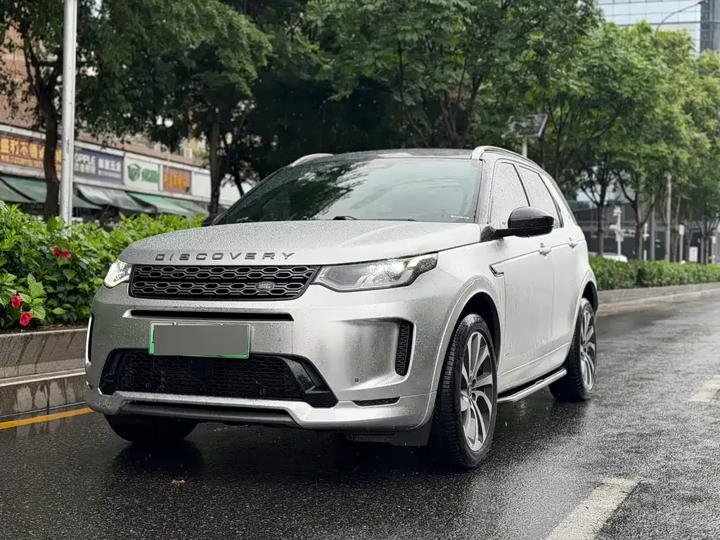 Land Rover Discovery Sport Hybrid — фото 1