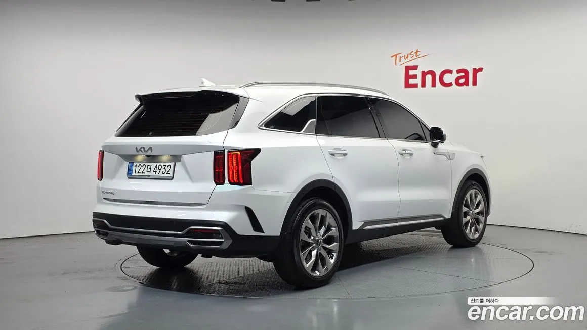 Kia Sorento — фото 4