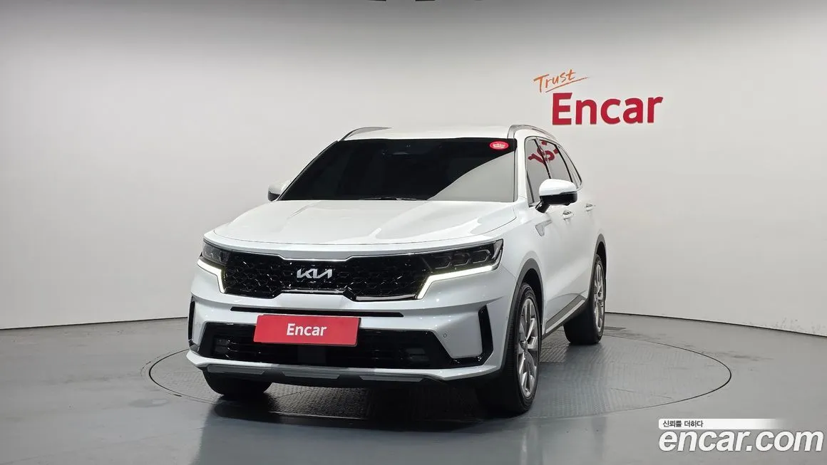 Kia Sorento — фото 8