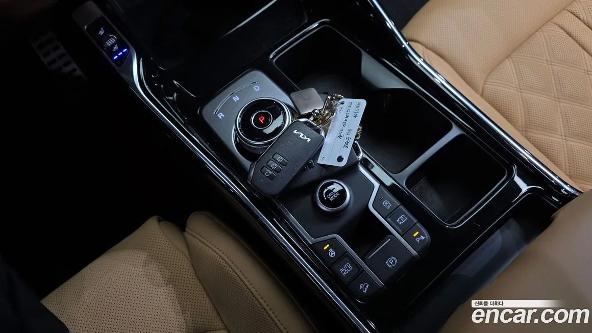 Kia Sorento — фото 5