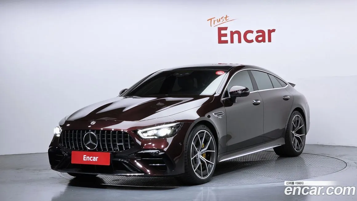 Mercedes-Benz AMG GT — фото 1