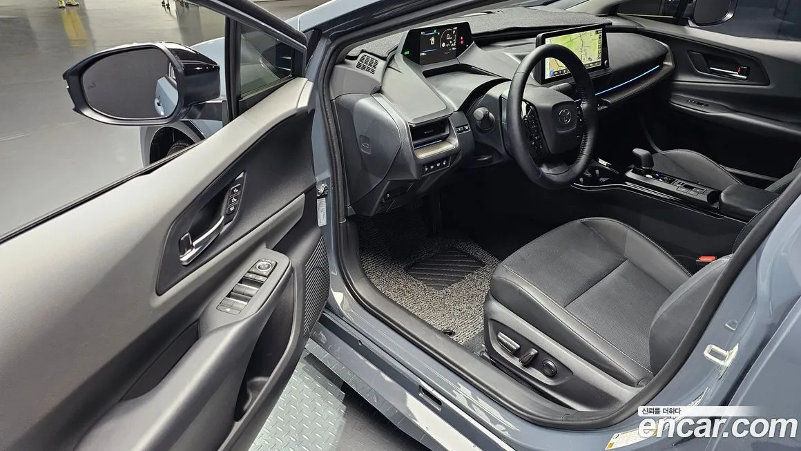 Toyota Prius — фото 10