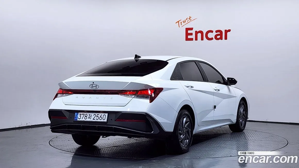Hyundai AVANTE — фото 6