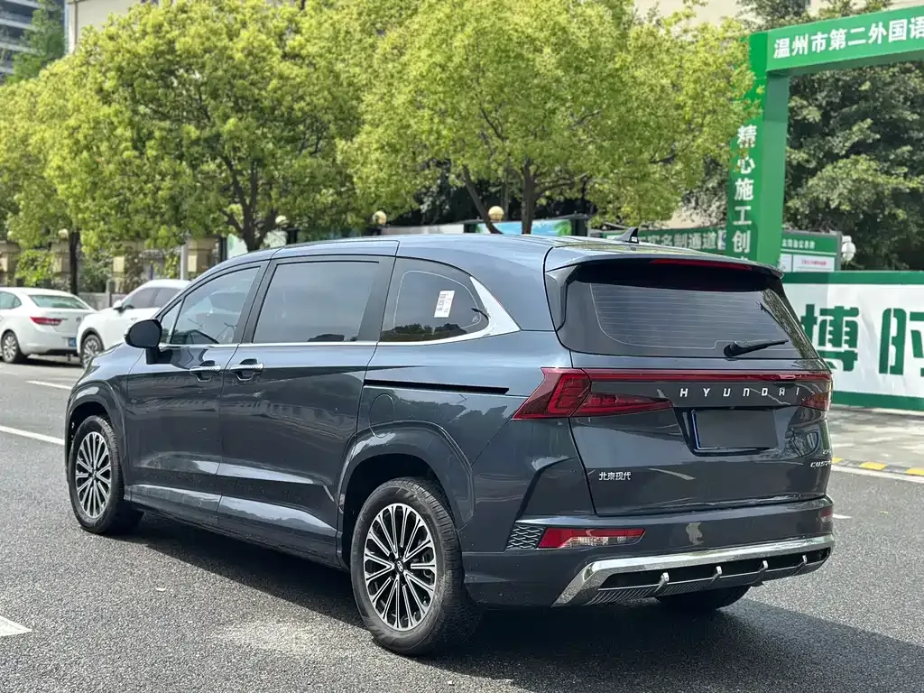 Hyundai Custo — фото 8