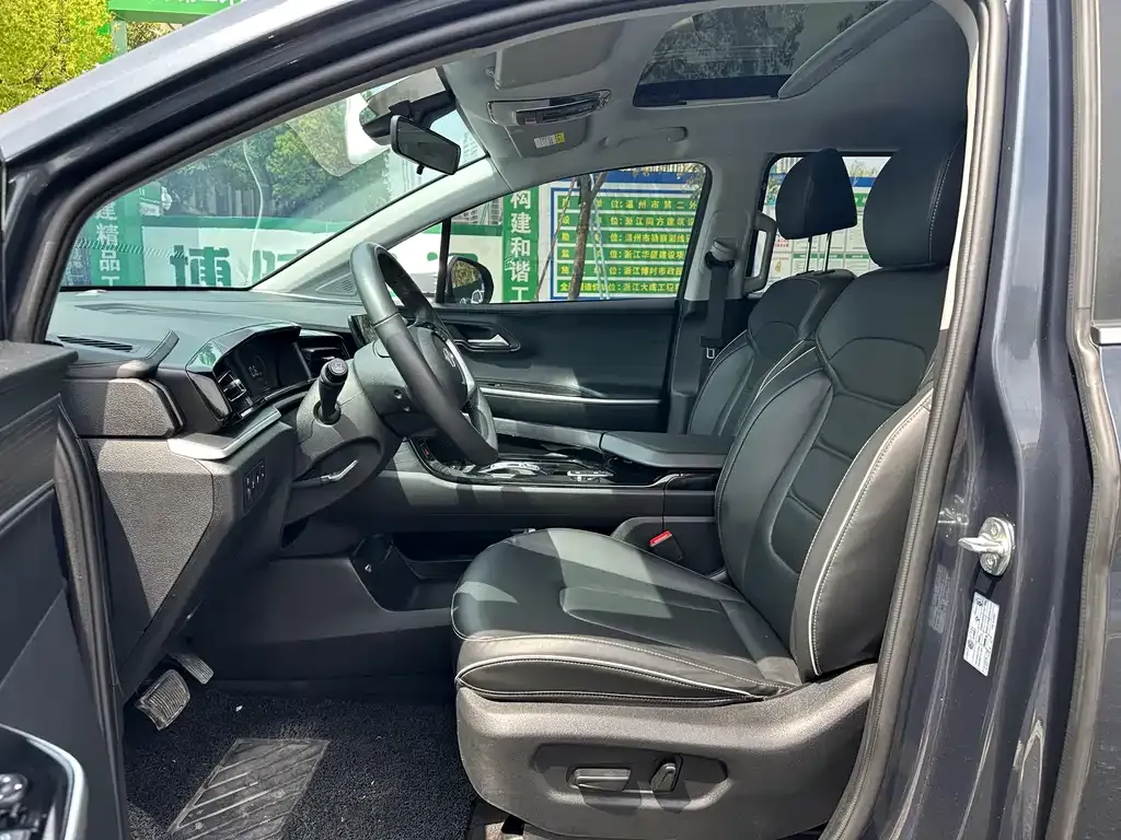 Hyundai Custo — фото 4