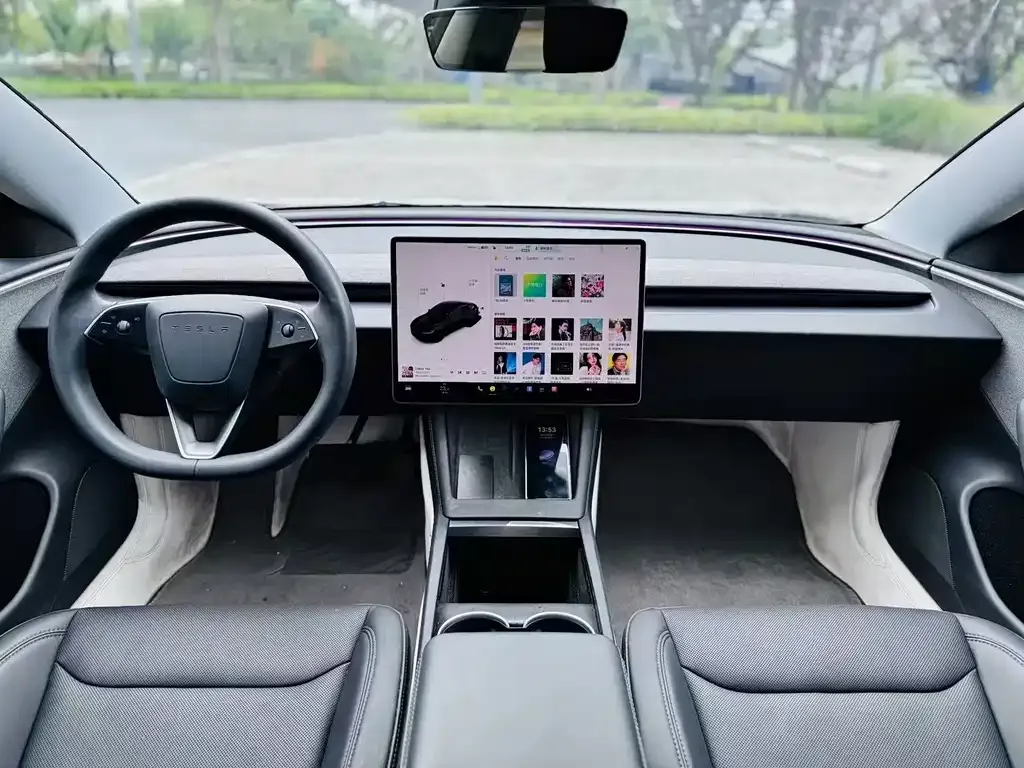 Tesla Model 3 — фото 4