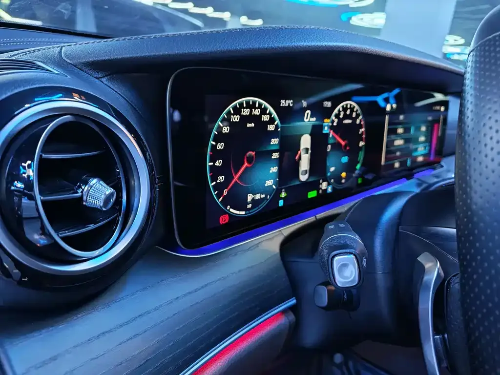 Mercedes-Benz E-Class New Energy — фото 2