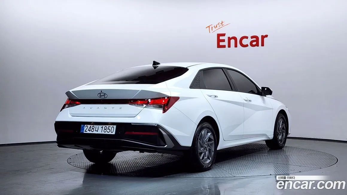 Hyundai AVANTE — фото 6