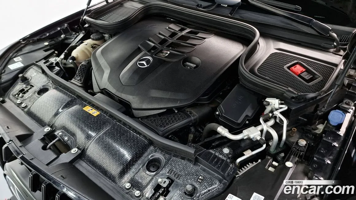 Mercedes-Benz GLS-Class — фото 10