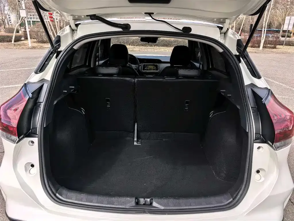 Nissan Kicks — фото 5