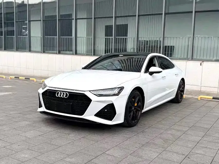 Audi A7L — фото 1