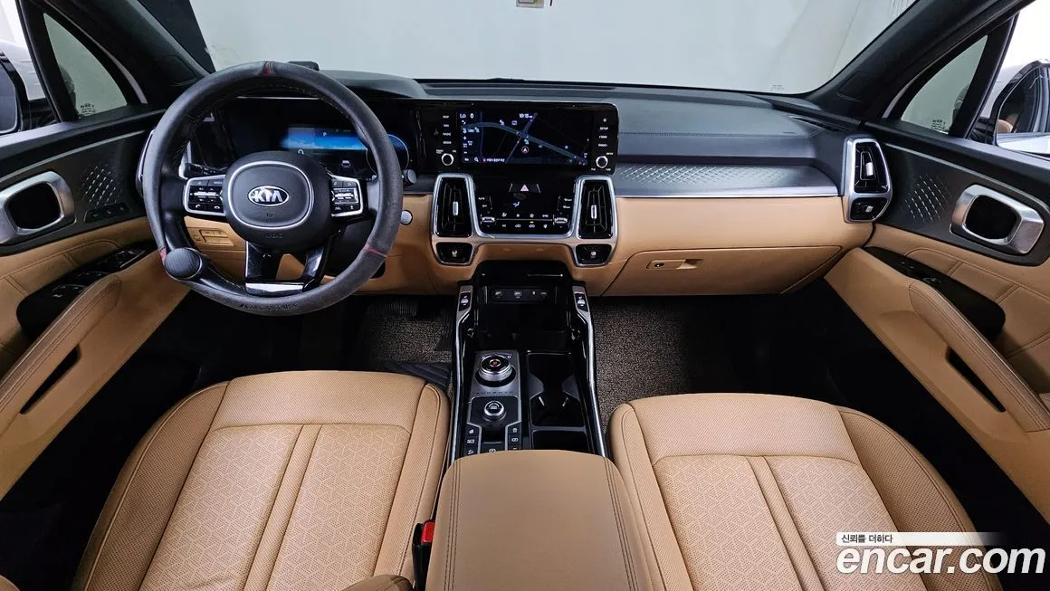 Kia Sorento — фото 10