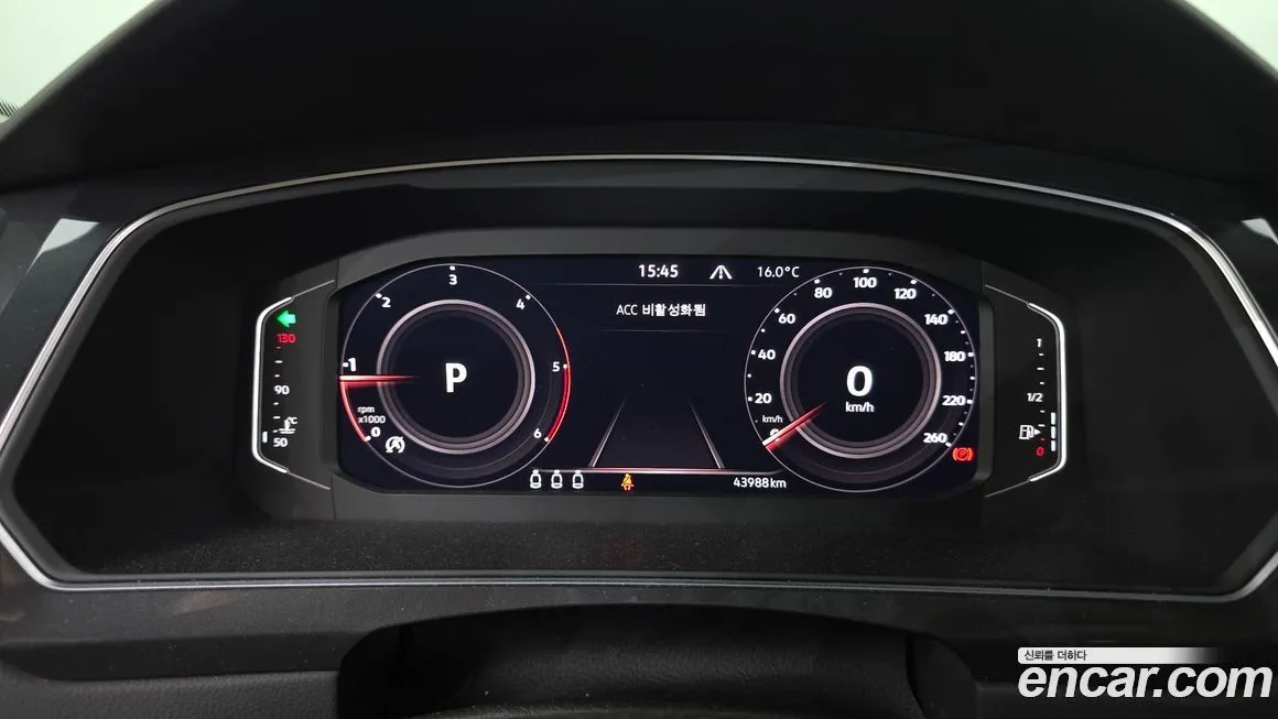 Volkswagen Tiguan — фото 5