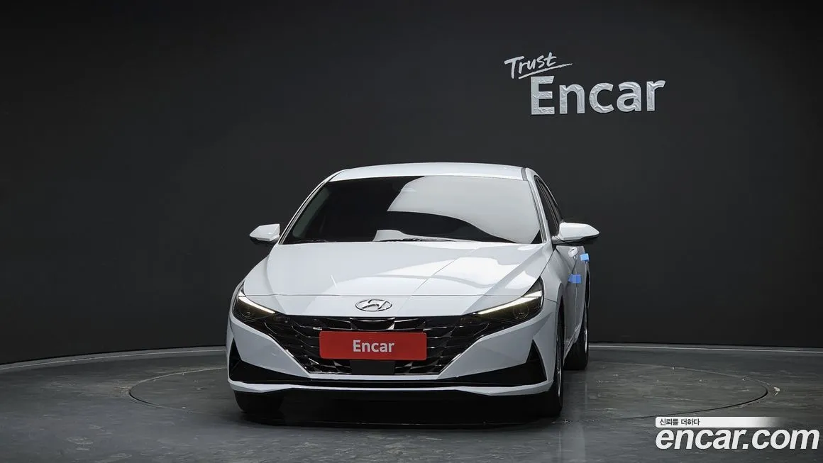 Hyundai AVANTE — фото 3