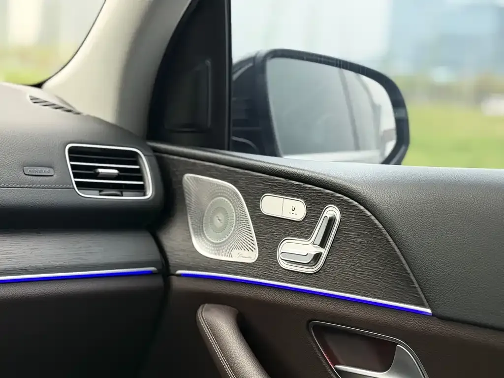 Mercedes-Benz GLE — фото 9