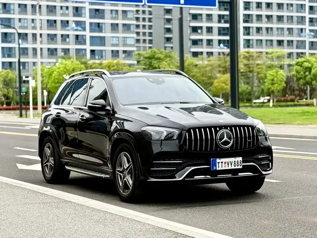 Mercedes-Benz GLE — фото 10